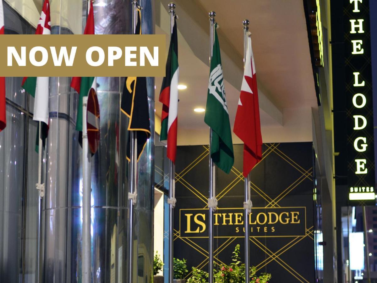 The Lodge Suites Manama Extérieur photo