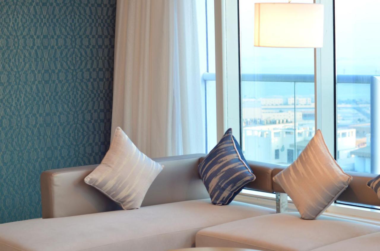 The Lodge Suites Manama Extérieur photo